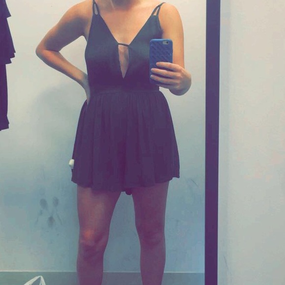 Stella Lagunitas Beach Green Romper L NWT - Picture 4 of 4